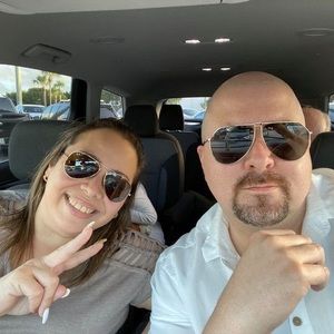 Meet your Posher, Raymond